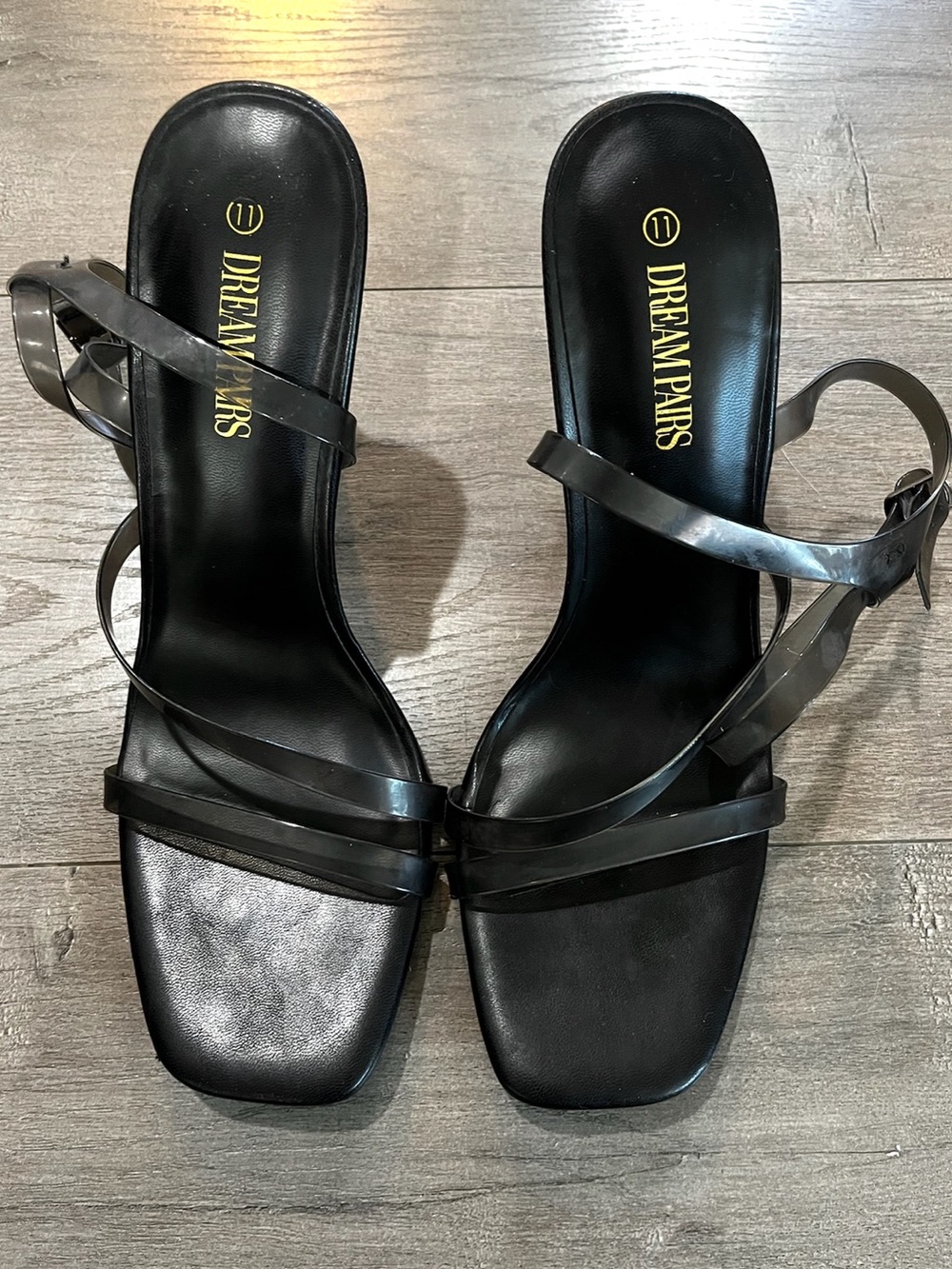 Dream Pairs Black Strappy Square-Toe Heeled Sandals